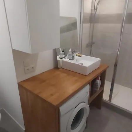 F3 Vue Mer-76m2-terrasse 30m2-jacuzzi *